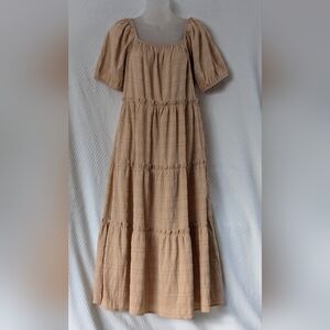 PRETTY GARDEN Tan/Beige Maxi Dress Sz M Short Sleeve Tiered Scoop